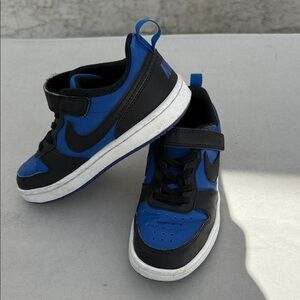 Nike Kids Black and Blue Velcro Sneakers size 12.5